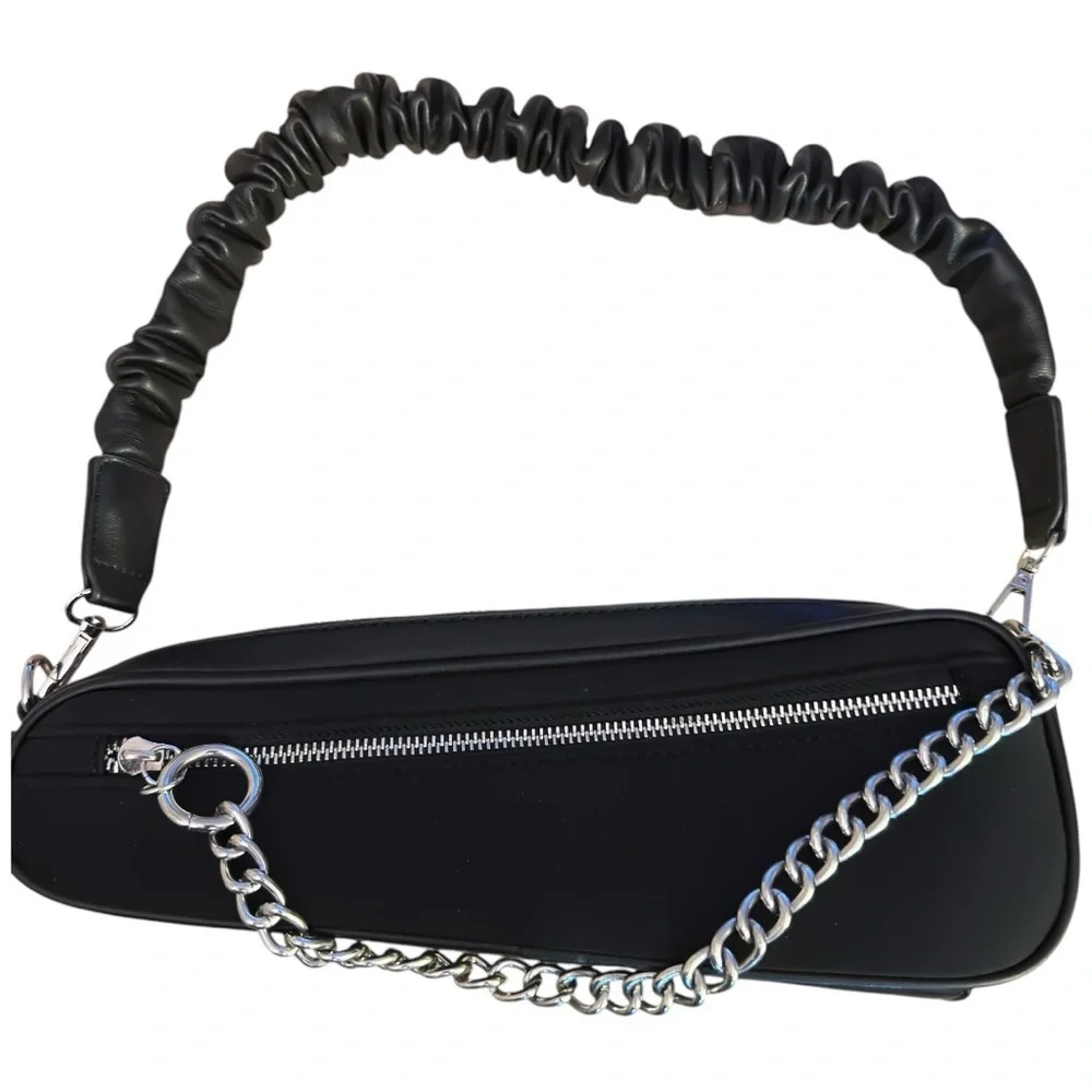 AKIRA Black Asymmetrical Chained Ruffle Shoulder Bag - Picture 6 of 12
